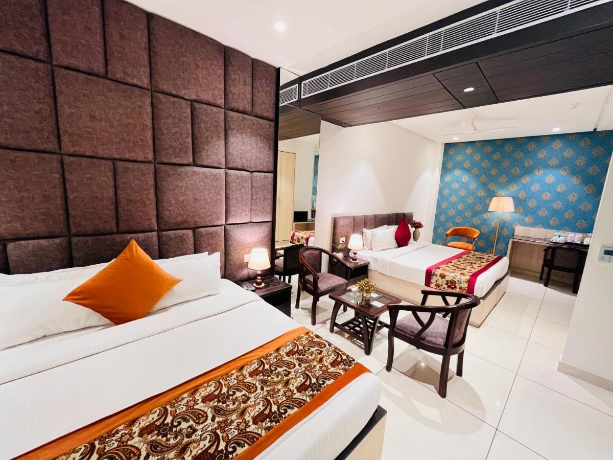 Hotel The Savode - Just 2 Mins From Golden Temple Amritsar Exterior foto