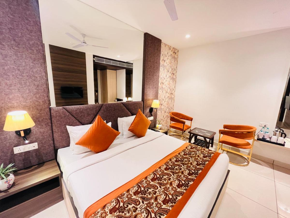 Hotel The Savode - Just 2 Mins From Golden Temple Amritsar Exterior foto