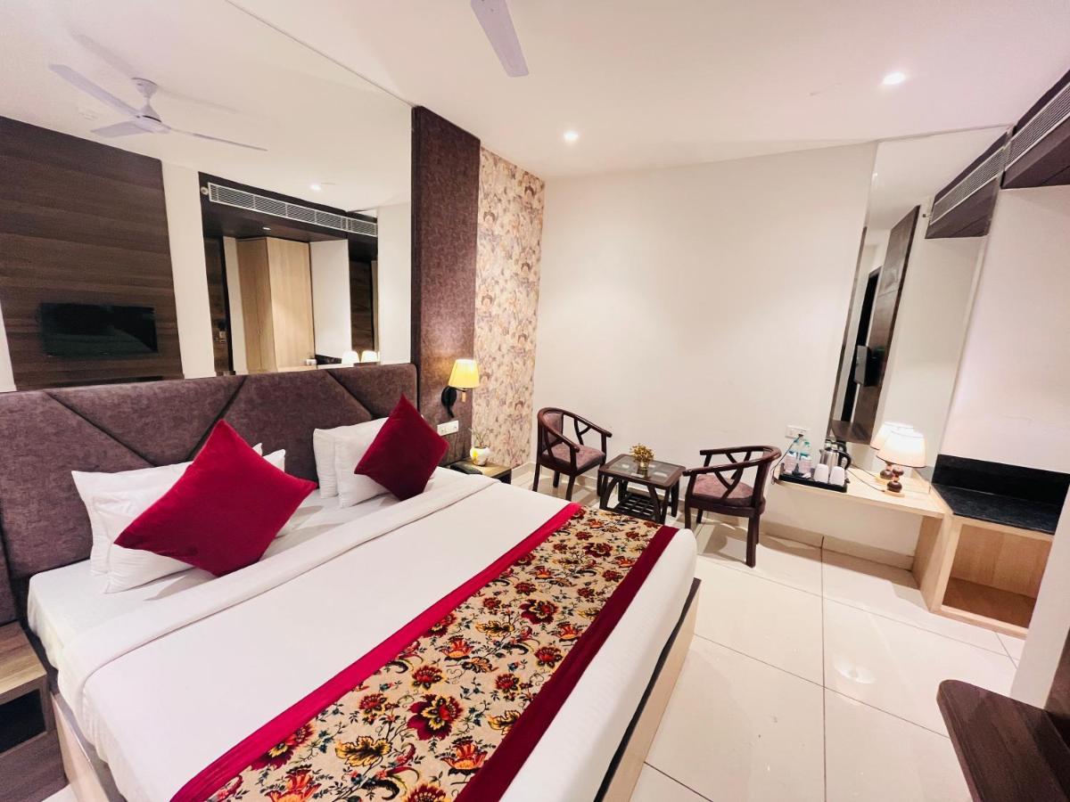 Hotel The Savode - Just 2 Mins From Golden Temple Amritsar Exterior foto