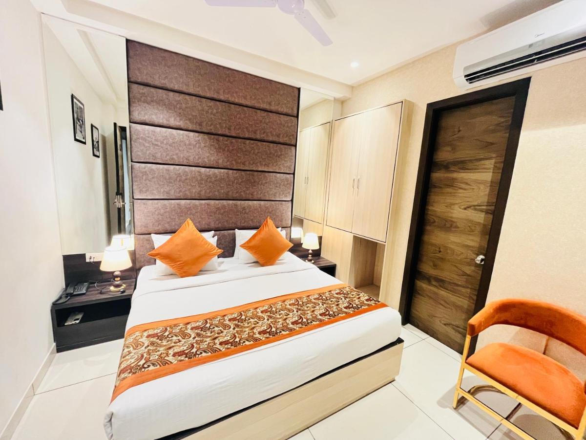 Hotel The Savode - Just 2 Mins From Golden Temple Amritsar Exterior foto