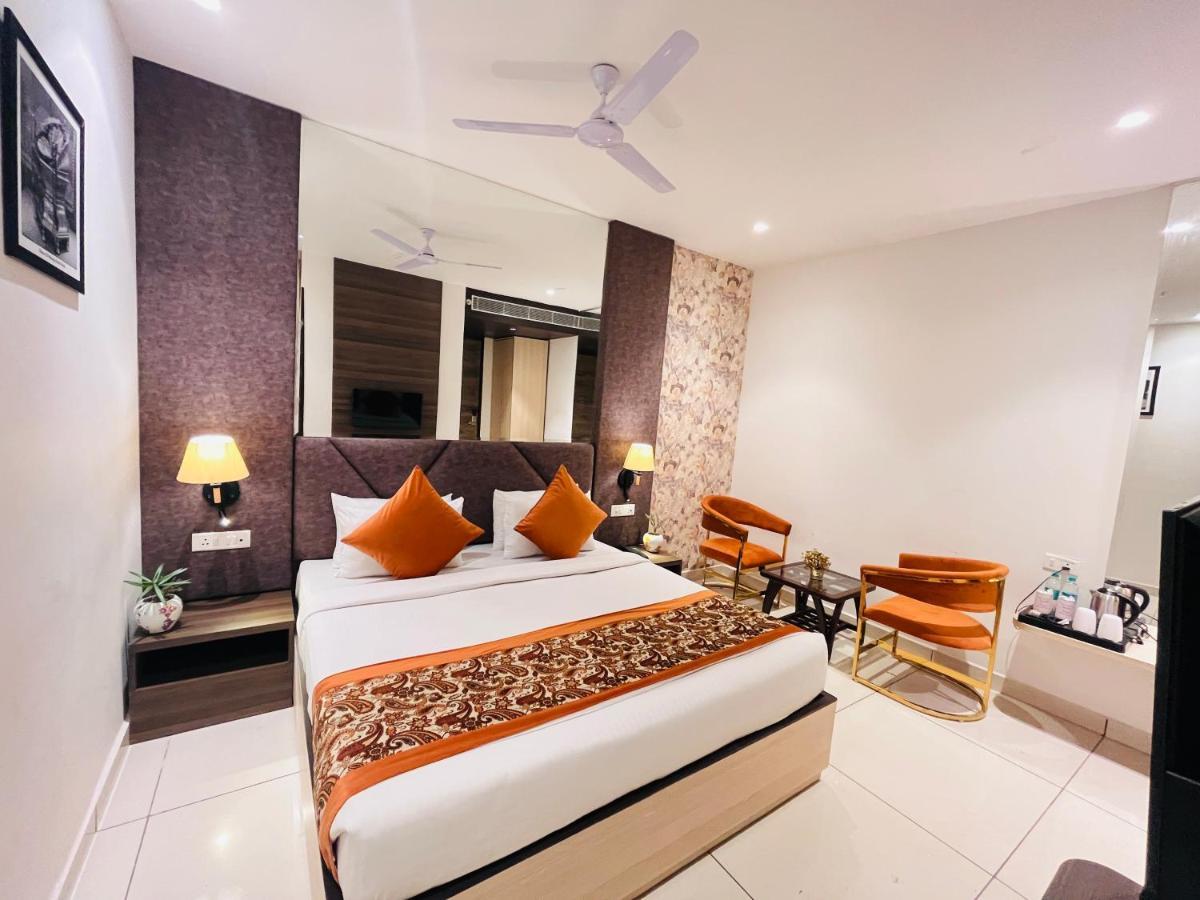 Hotel The Savode - Just 2 Mins From Golden Temple Amritsar Exterior foto