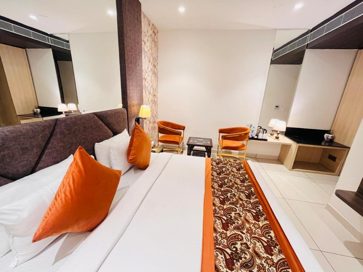 Hotel The Savode - Just 2 Mins From Golden Temple Amritsar Exterior foto